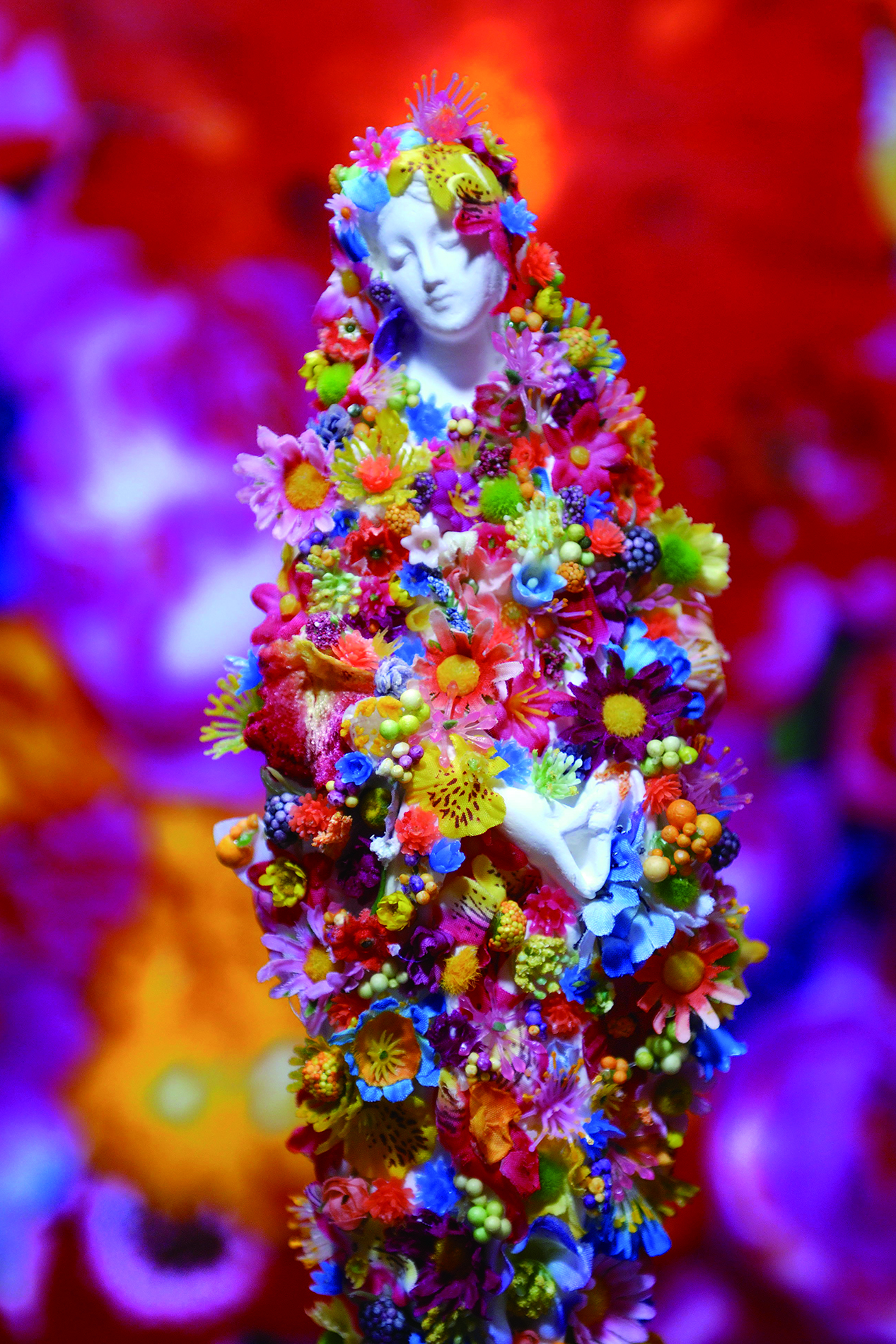 FLOWER FORM“M” 2010 Mixed media on canvas 194×130cm